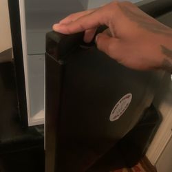 Mini Fridge 75