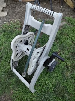 Water hose holder