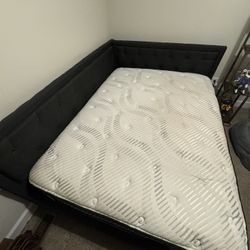 Daybed With Mattress 