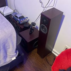 surround sound speakers