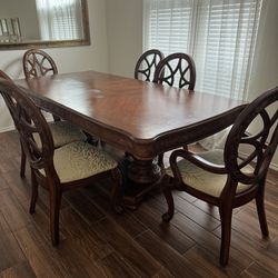 Brown Wood Dining Table/Chairs