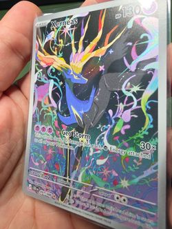 Xerneas 091/086 Pokémon Card CRI Holo Rare