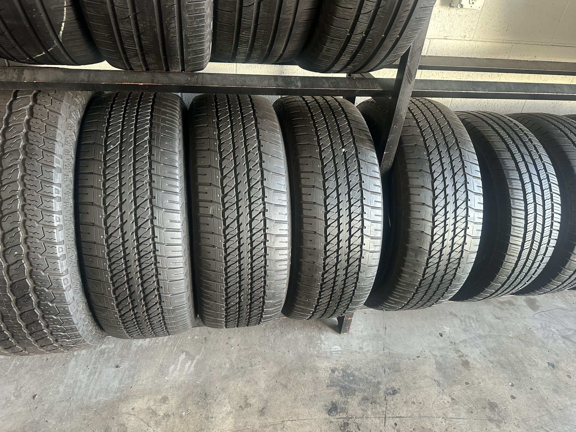 SET OF Tire 275 60 20 BRIDGESTONE 85% LIFE