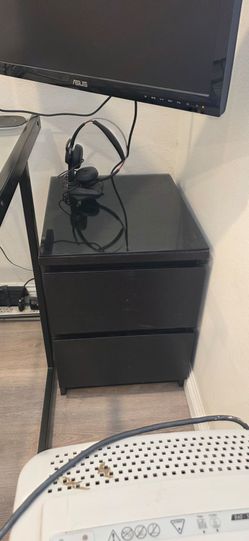 File cabinet