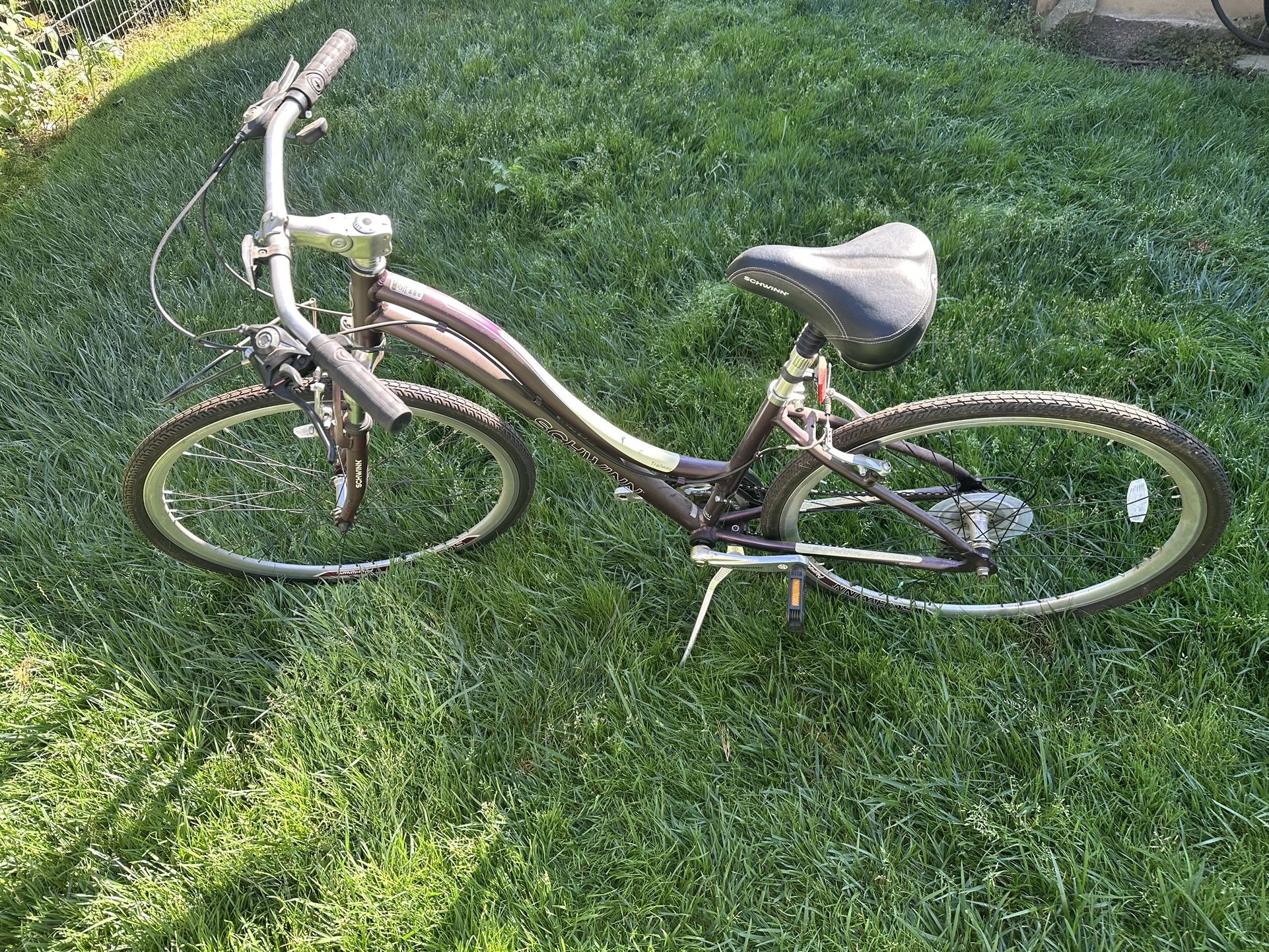Schwinn Trailway Ladies Bike