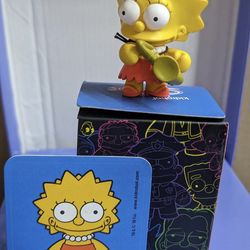 Lisa Simpson figure from The Simpsons x Kidrobot Series 1