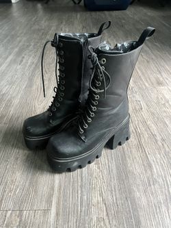 Dollskill Boots