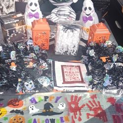 Spooky 👻 Halloween 🎃 