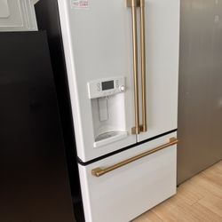 New CAFÉ 22.1 Cu. Ft. Smart Counter-Depth French-Door Refrigerator with Hot Water Dispenser CYE22TP4MW2