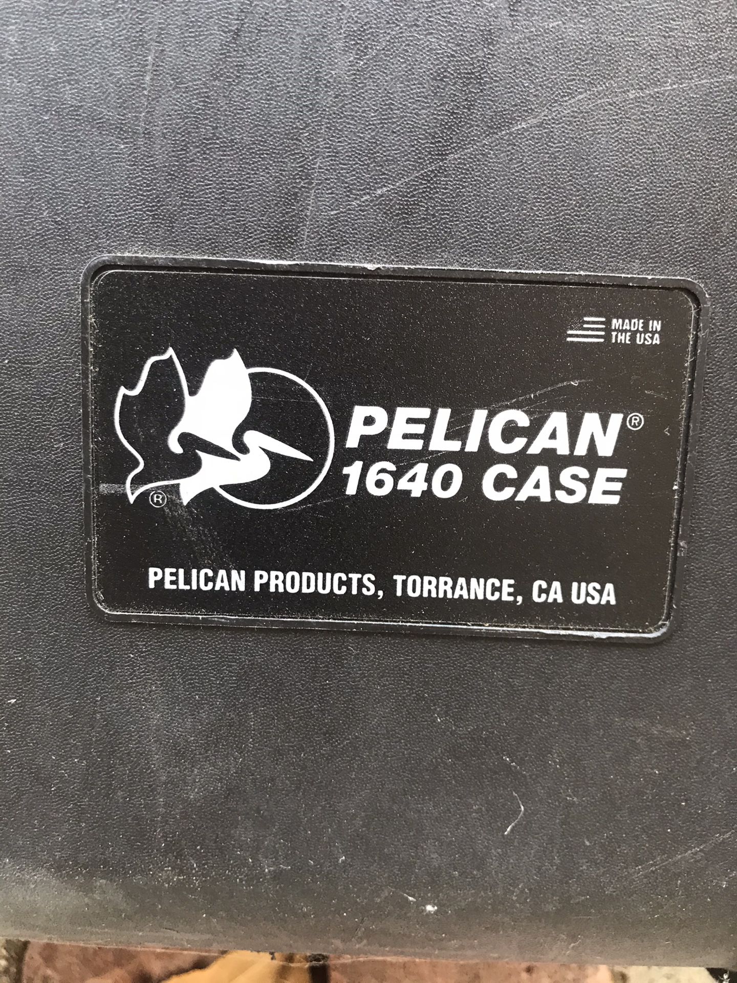 Pelican 1640 rolling case