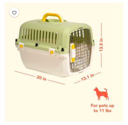 ‼️BRAND NEW in BOX ‼️ 20" Plastic Travel Pet Kennel with Clip On Bowl, Green