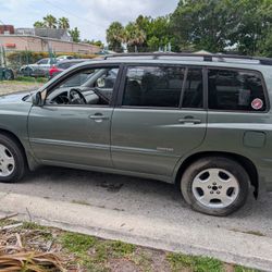 2004 Toyota Highlander