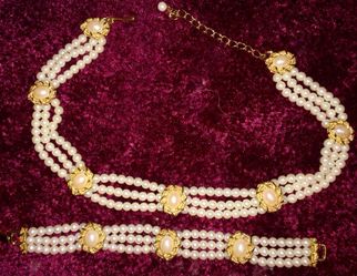 Vintage pearl set necklace and bracelet!