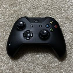 Xbox One Wireless/Wired Game Controller 