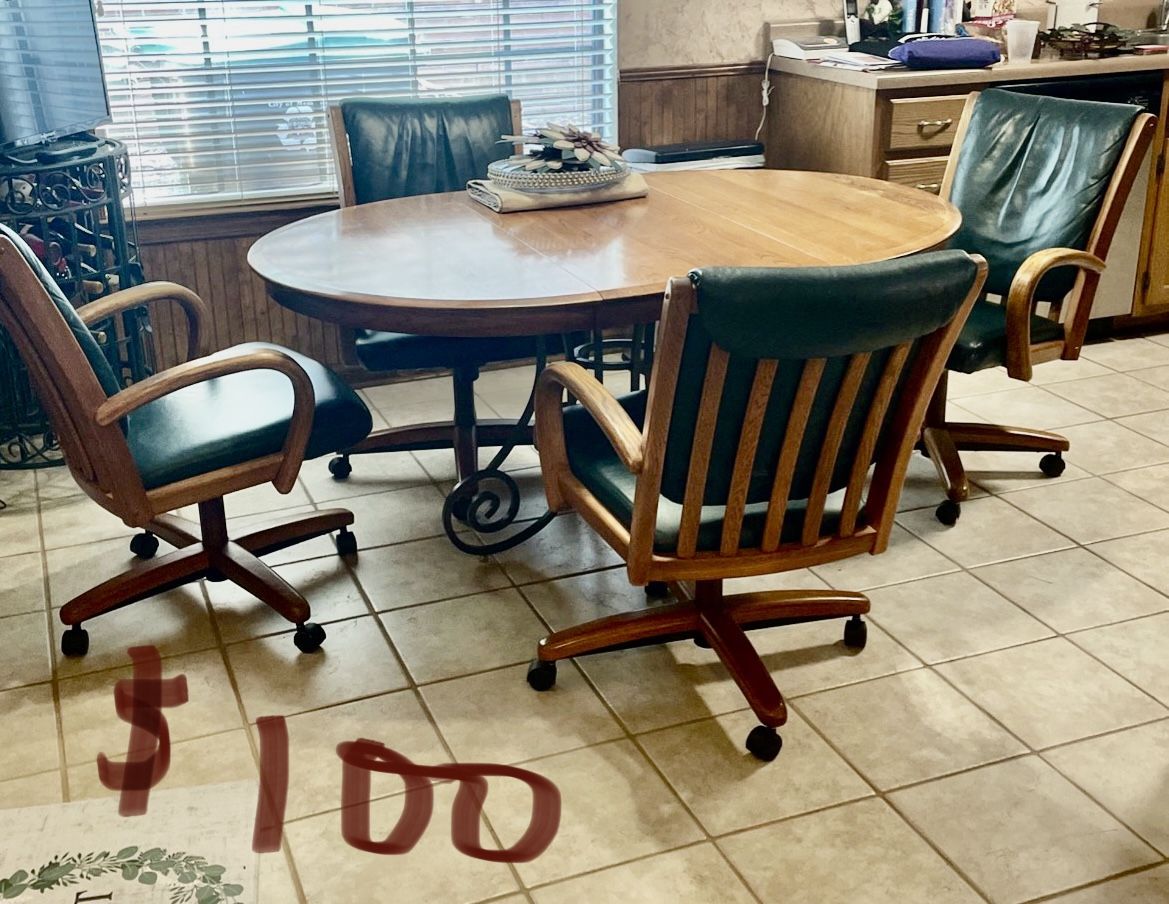 Dining Table And Chairs Set Of 4 Wood And Leather