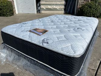 Queen orthopedic supreme plush mattress!