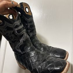 Men’s Black Boots