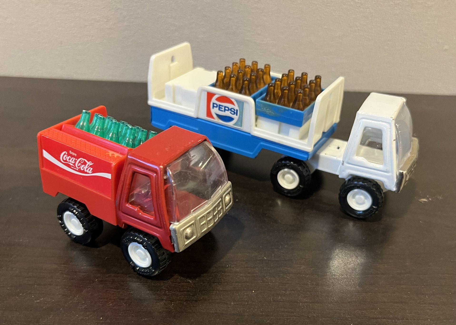 Vintage Buddy L Cola Wars Pepsi Semi & Coke Delivery Trucks W/Bottles