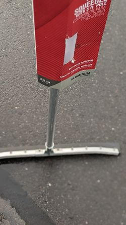 Squeegee Curved 24 Inch. Like New