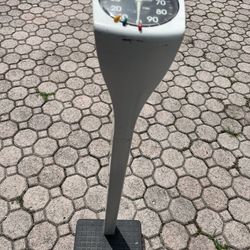 Floor Scale In Good Condition $30 Firm On Price