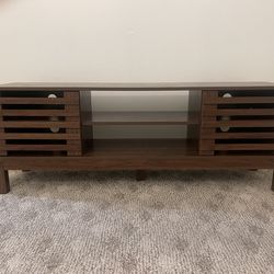 Tv stand