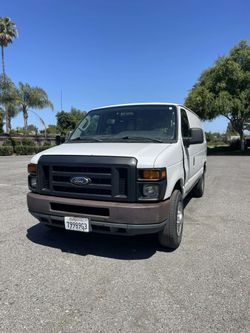 2011 Ford E-250