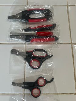 Pet Nail Clipper Set Black and Red