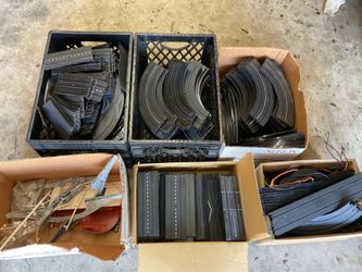 HO MODEL MOTORING AURORA. Track sections  about 300 pieces