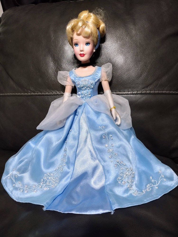 Disney Porcelain Fragile Princess Cinderella Collectible Doll