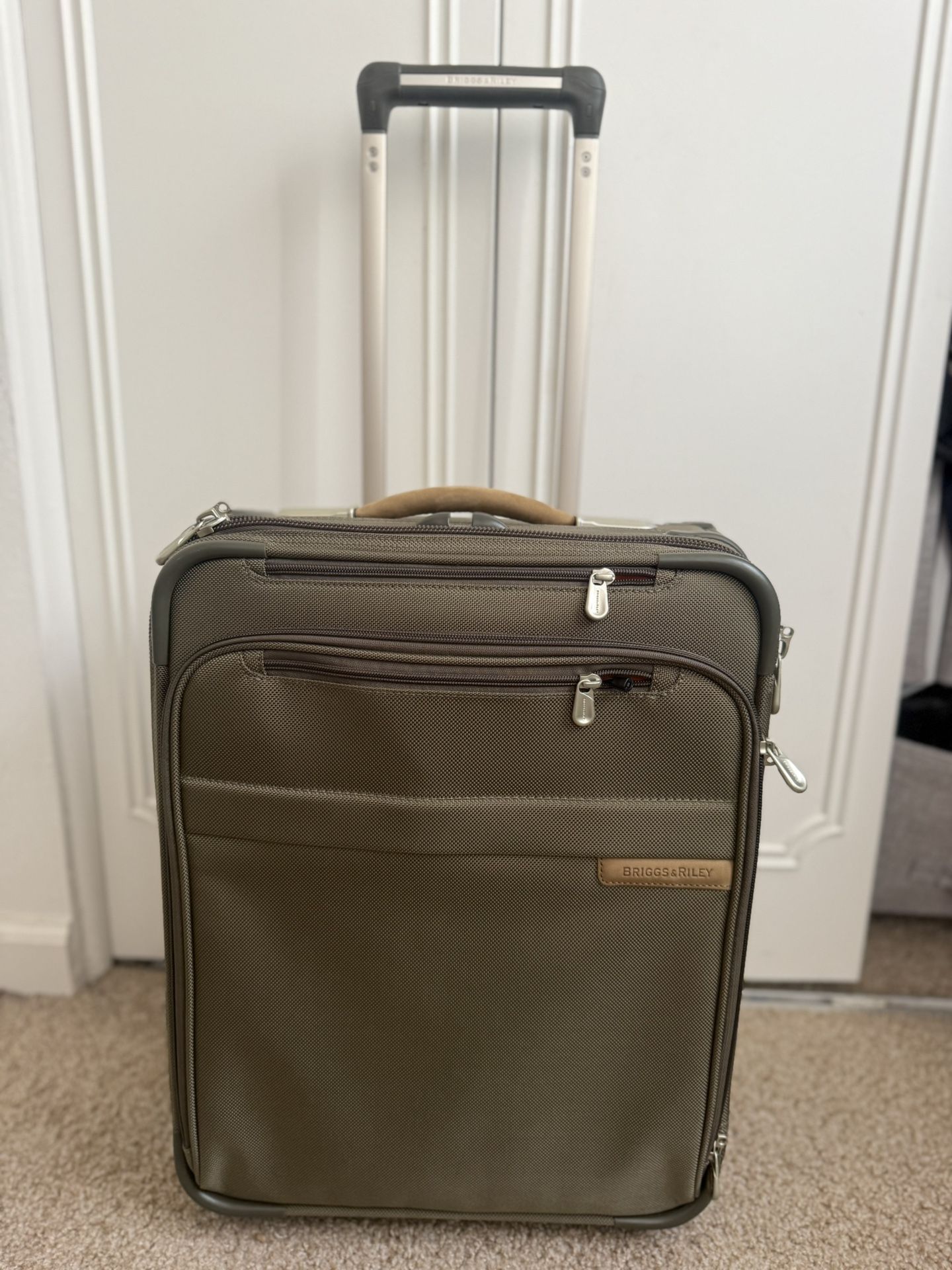 Briggs & Riley Olive Baseline Essential Carry-On Bag