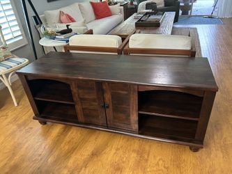 Solid wood TV stand