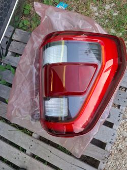 Tail  light ford F150  raptor  fit  2021-2023