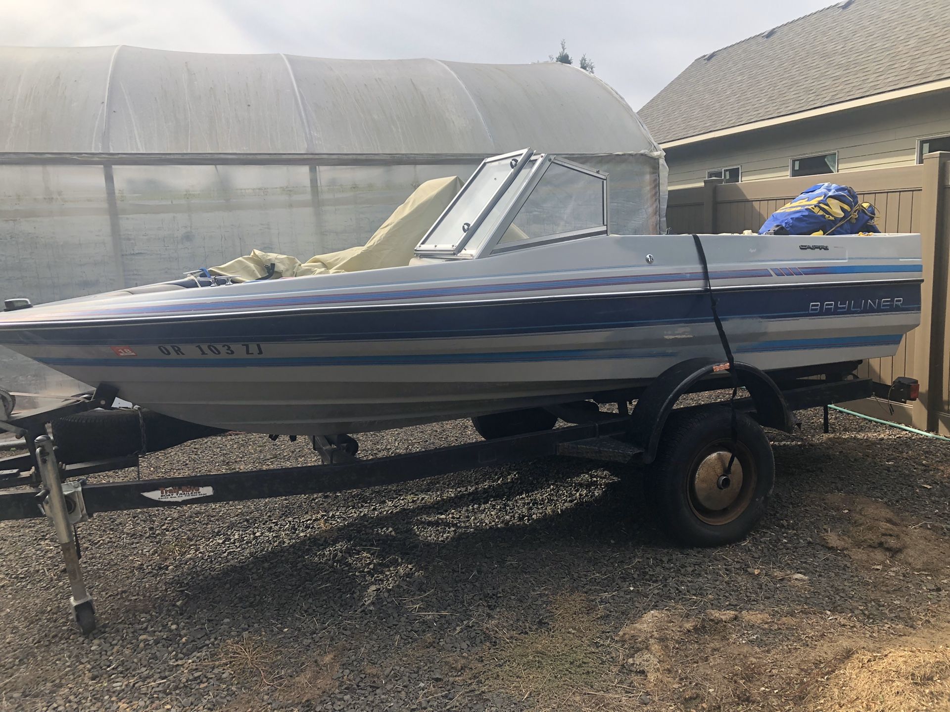 89’ Bayliner Capri