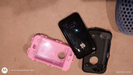 I phone 3 with pink otter case