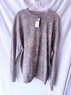 L Paisley Sweater Men’s 