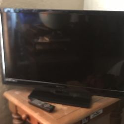 32” TV