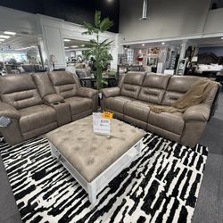2 Pc Sofa And Loveseat 
