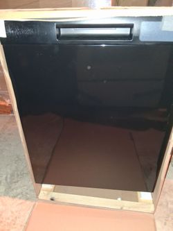 New  GE
Hotpoint 24 in. Built-In Tall Tub Front Control Dishwasher with One Button in Black, 60 dBA
