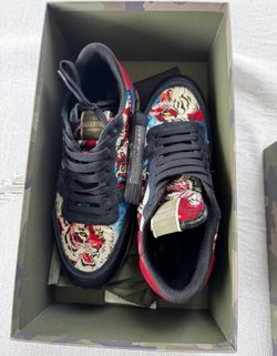 Valentino Sneakers 