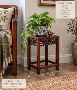 Vintage Chinese-Style Carved Wood Plant Stand / Accent Table