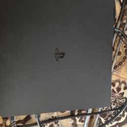 Ps4 + 2 Ps4 controllers 