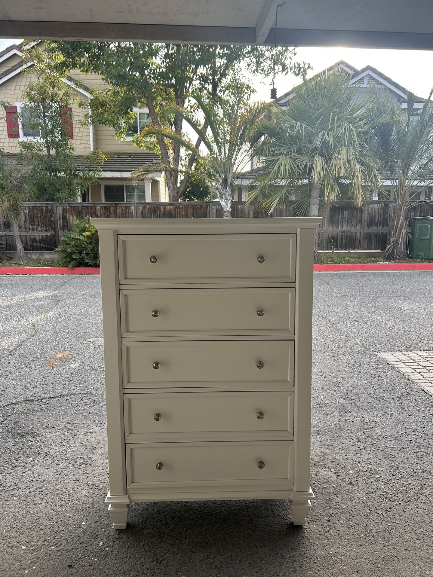 Ornate Home Sandy Beach White Chest- Dresser