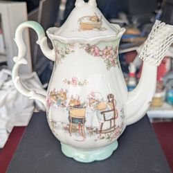 Royal Doulton Brambly Hedge Teapot & Lid