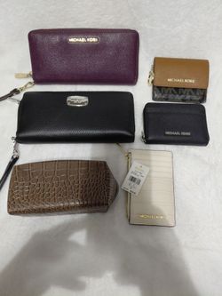 Michael kors wallets & card holder