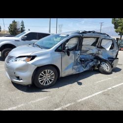 2014 Toyota Sienna