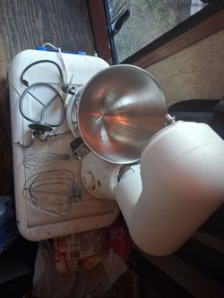 Beautiful by Drew Stand Mixer White