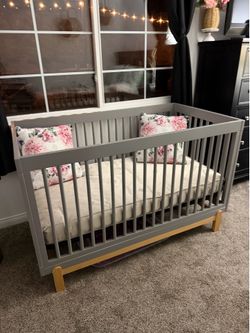 Baby crib