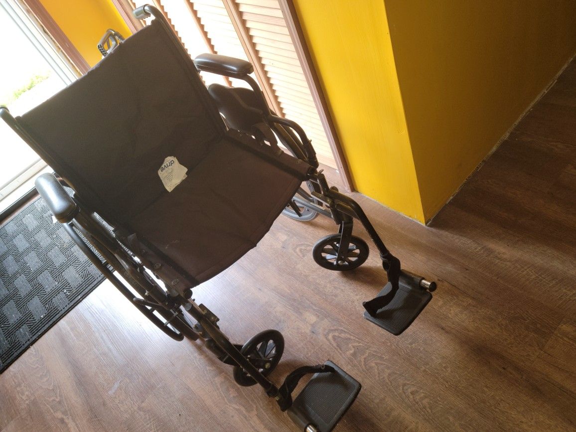 Wheelchair 