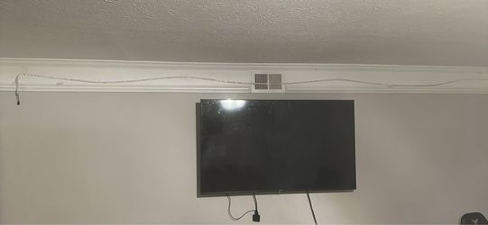 58" Hisense Tv