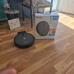 iHome AutoVac